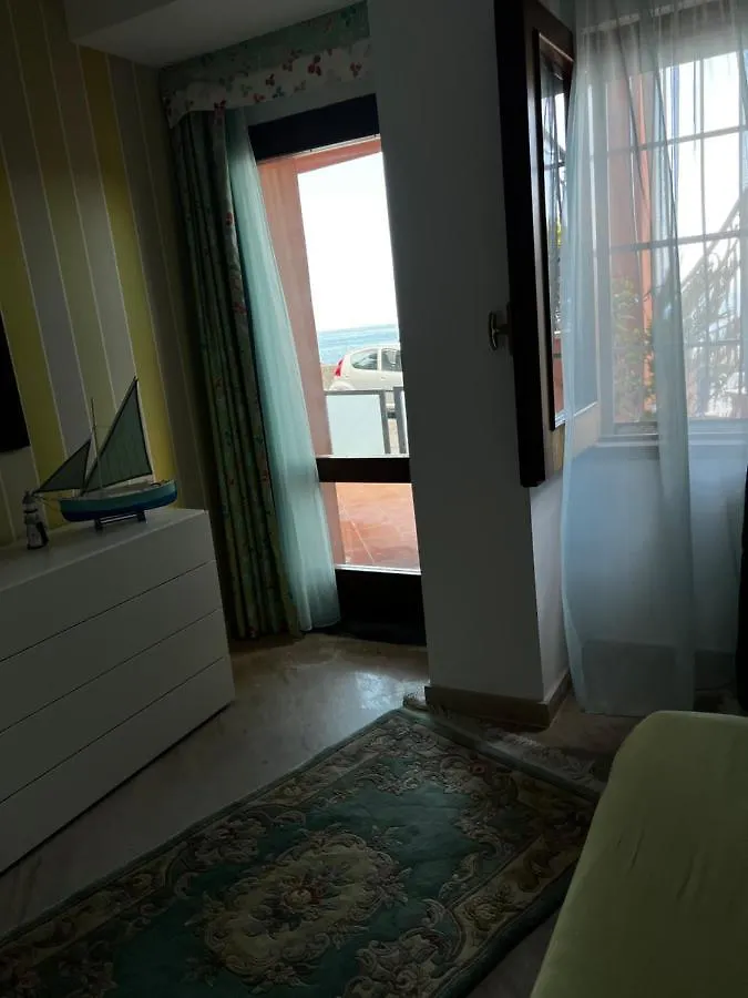 A Casa Di Bastianello Villa Acireale 0*,